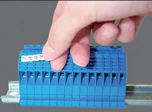 Line-up terminal access. EO3 701-750 (x200) 003901800